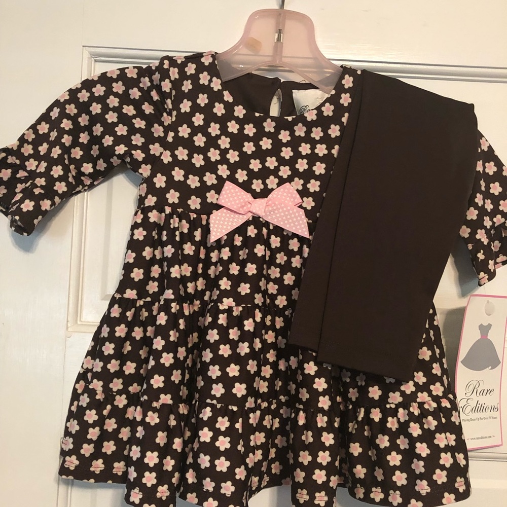 Baby girls dress with leggings